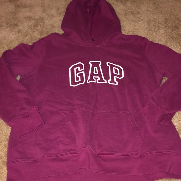 GAP Tops - Sweatshirt